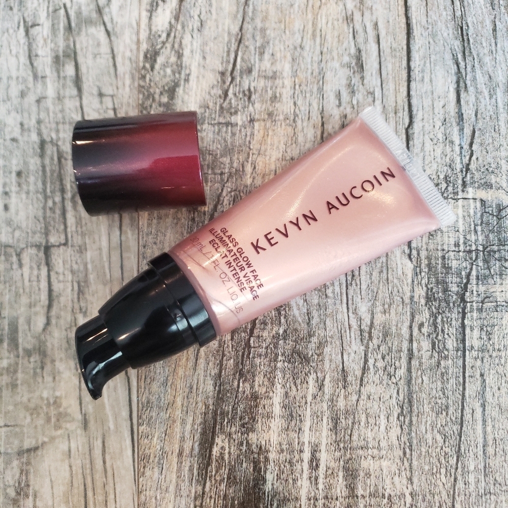 Kevyn Aucoin Glass Glow Face Liquid Highlighter